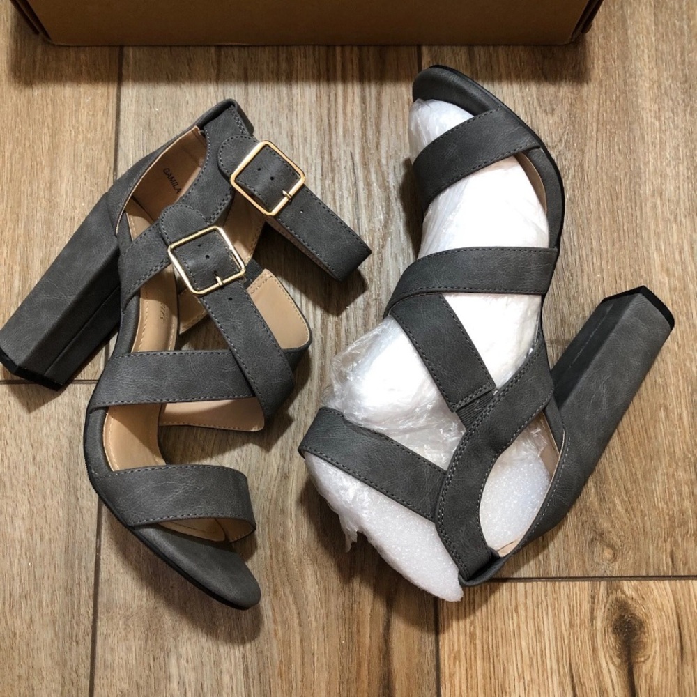 Grey Nubuck Criss Cross Buckled Block Heels Womens 6.5 NWOB